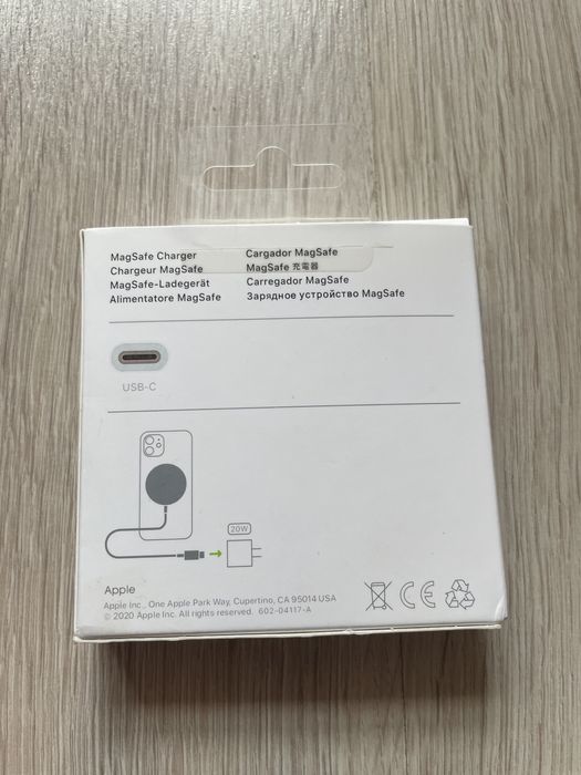 Бездротова зарядка iPhone MagSafe Charger