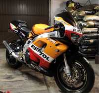 Honda CBR 919rr sc33