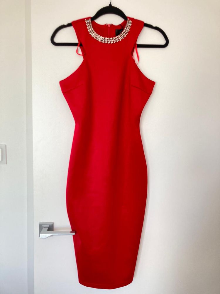 Elegancka sukienka AX Paris