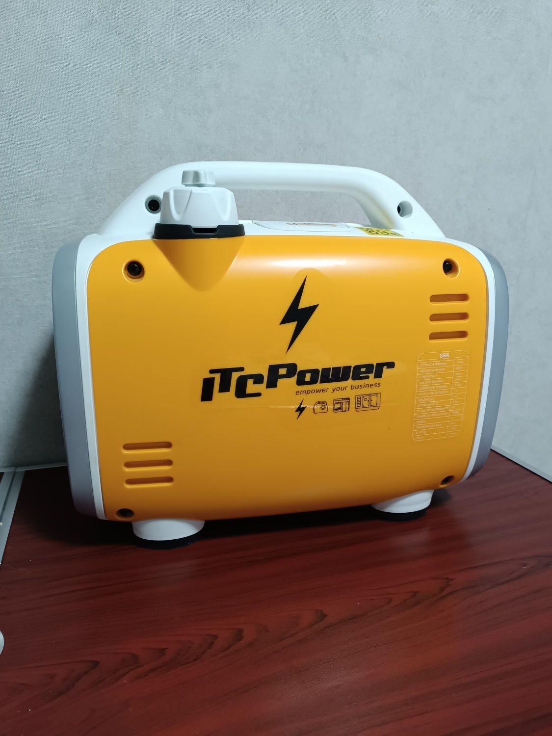 Інверторний генератор itc power 700w