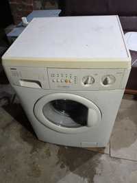 Продам стиральную машинку Zanussi