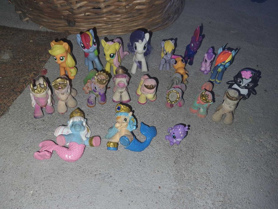 Zestaw figurek koników z My Little Pony