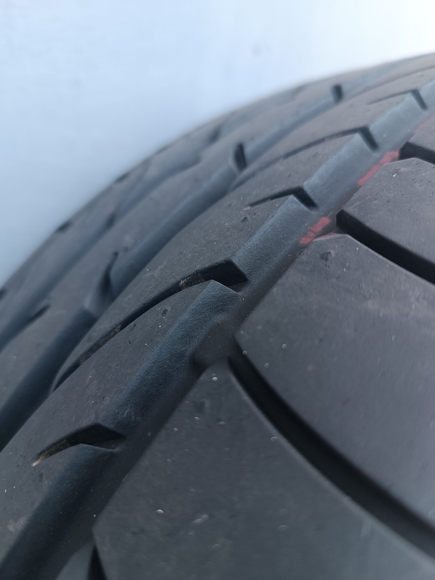 Продам резину Bridgestone рotenza 245 50 17