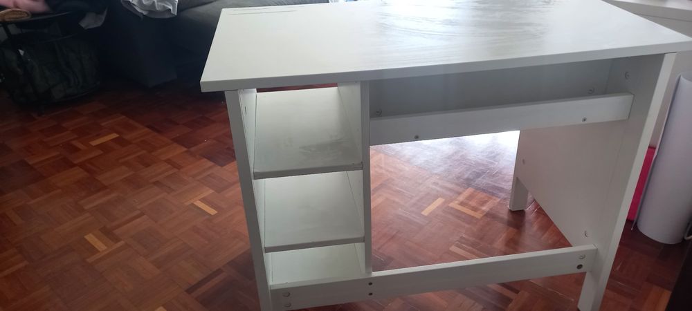 Secretária - Brusali