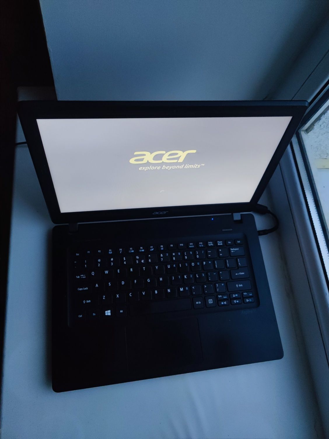 Ноутбук тонкий Acer Aspire