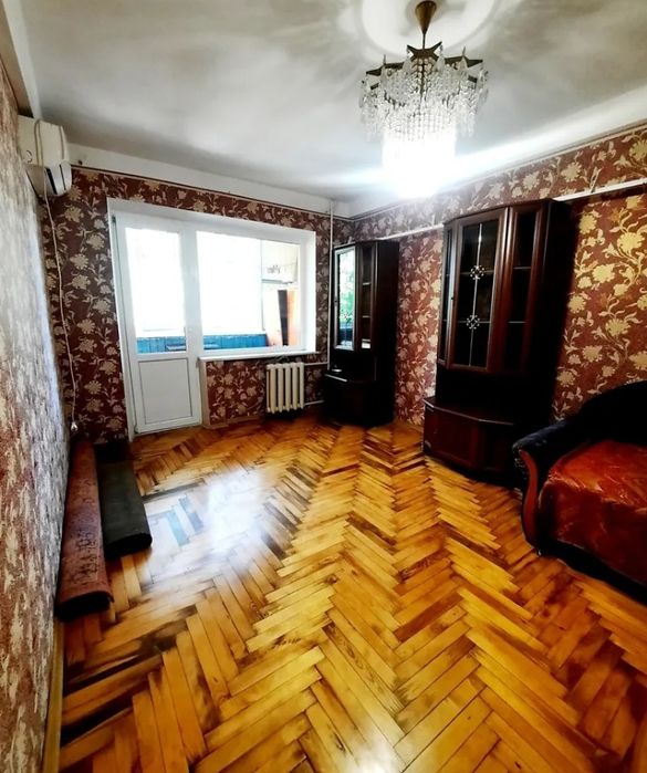 Продажа 2-х комнатной квартиры на Бабурке.