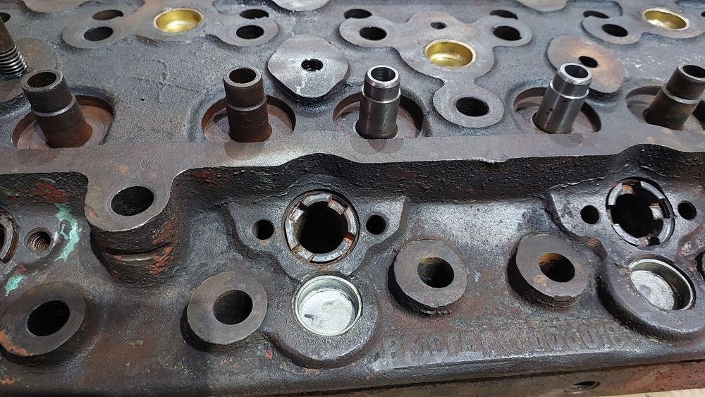 Головка блоку циліндрів ГБЦ ЮМЗ Д-65 після відновлення
