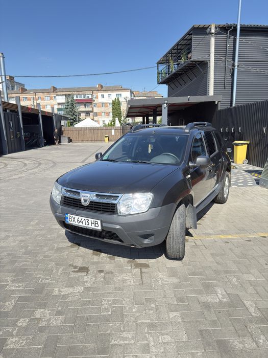 Dacia Duster 2010 рік