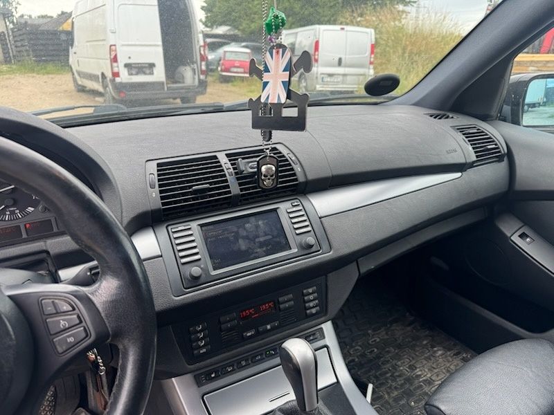 Bmw X5 3.0 benzin