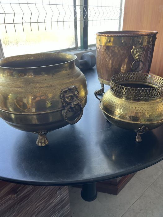 Conjunto de Vasos em latão