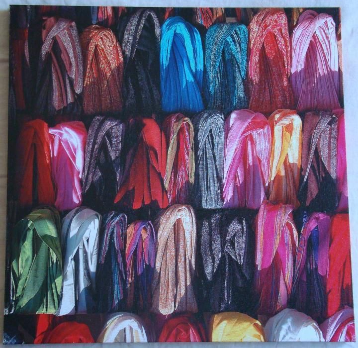 Quadro-Foto Écharpes ao Sol no Bazar 40X40cm