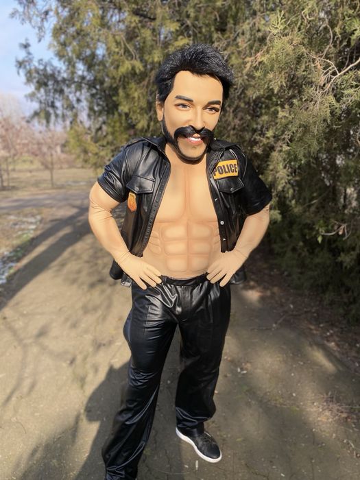 Білий ведмідь, Пес Патрон, Лабубу, Зайка, стриптизер, привітання, белы