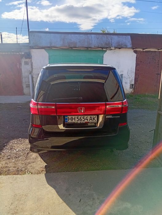 Продам Honda Elysion