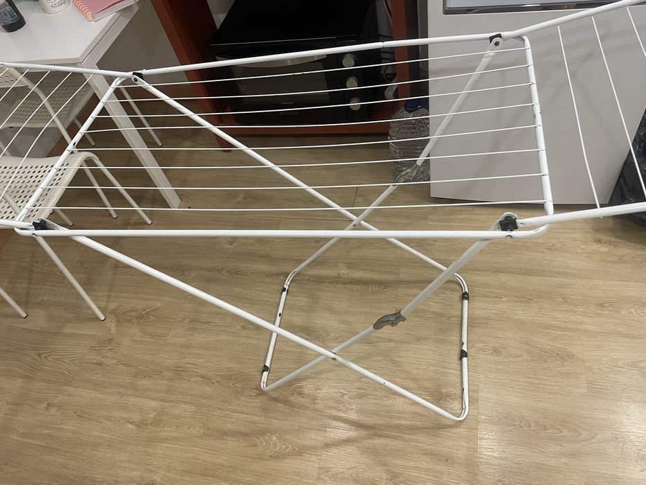 Estendal / varal de pé