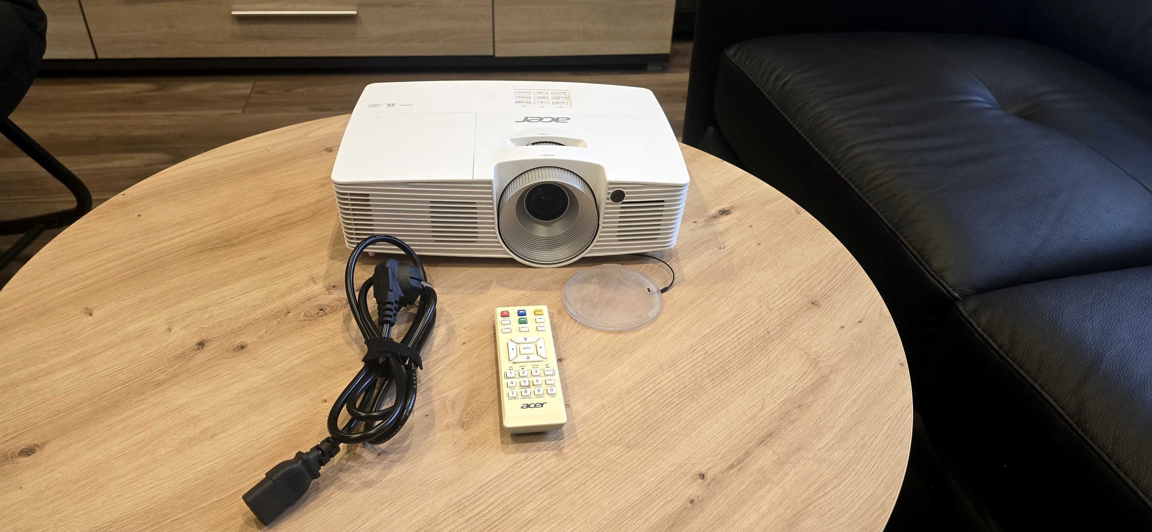 Projektor Acer X133 PWH DLP