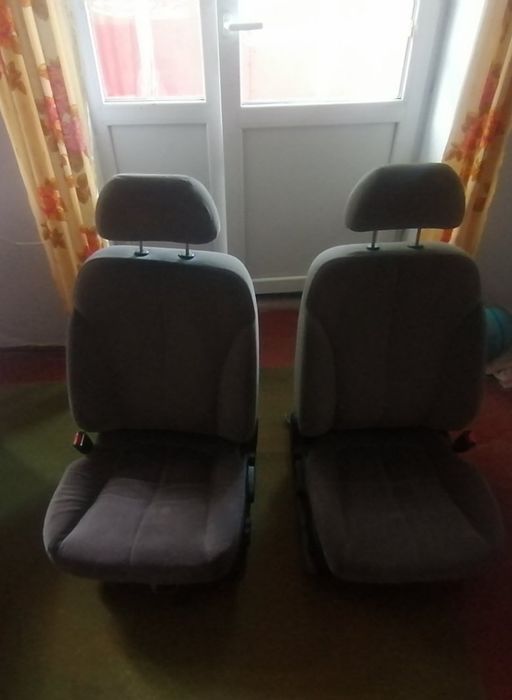 Продам автокрісла