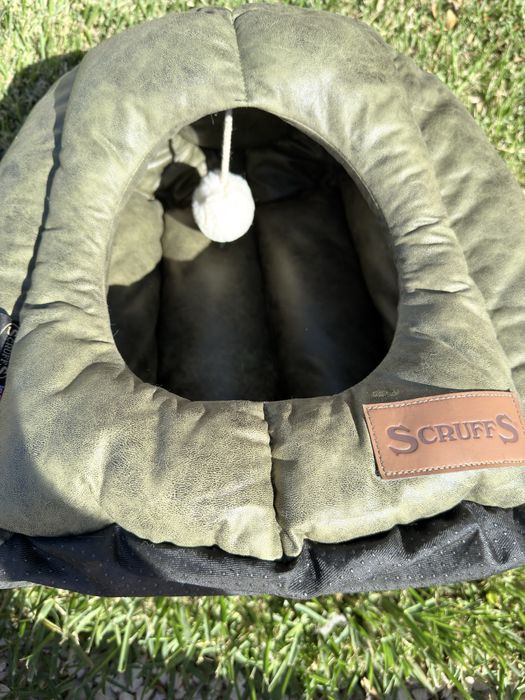 Cama para Gato com Brinquedo = a Nova
