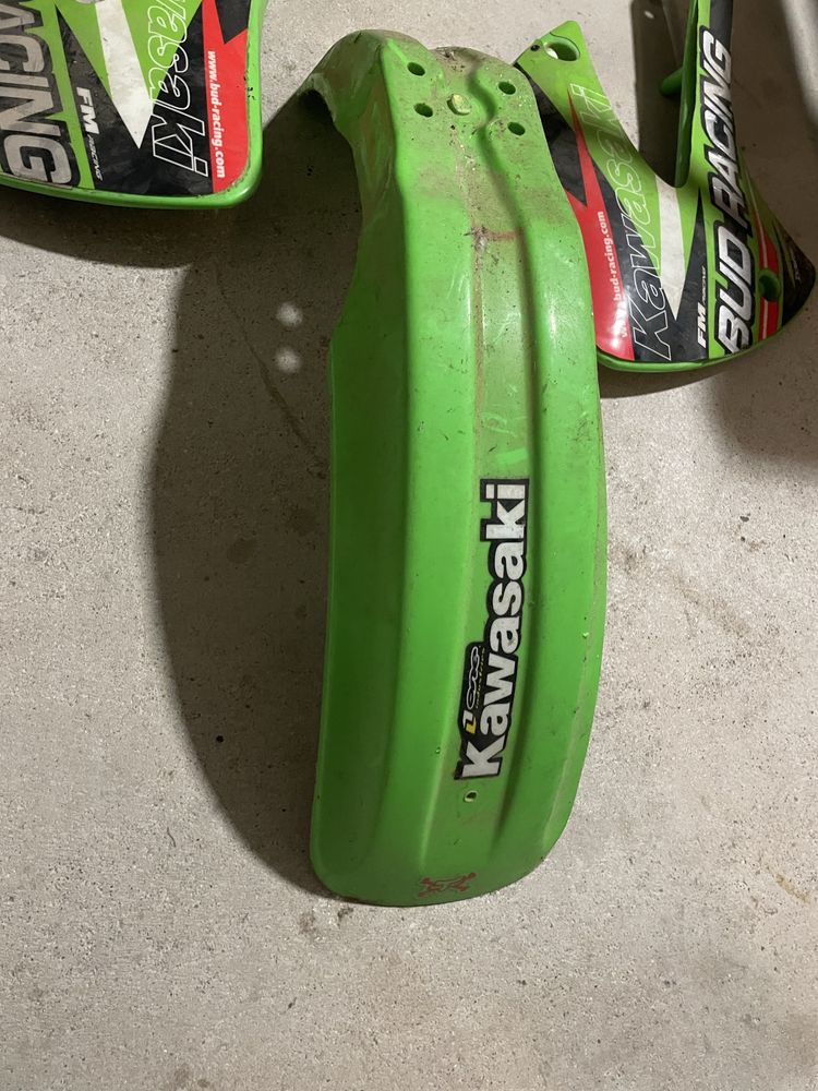 Plasticos kawasaki 85