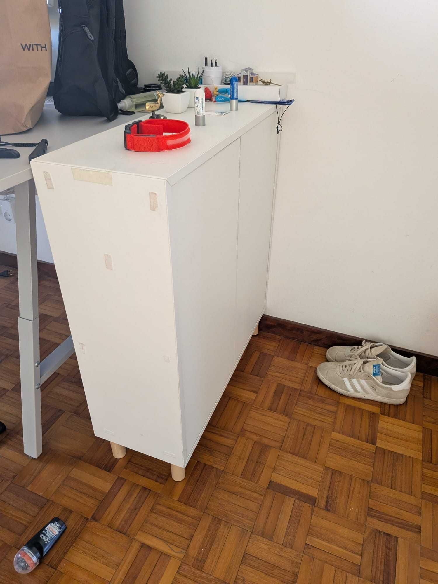 Móvel IKEA EKET com pés – branco, 2 portas