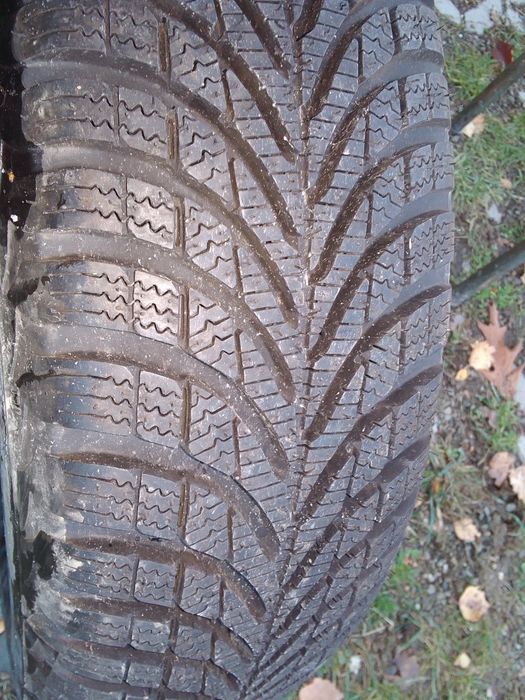 Opona zimowa 165/70r14 APOLLO 8mm