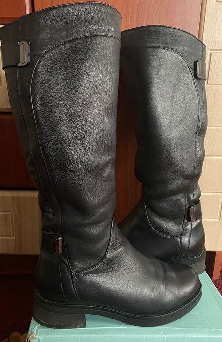 Продам шкіряні сапожки 39р.