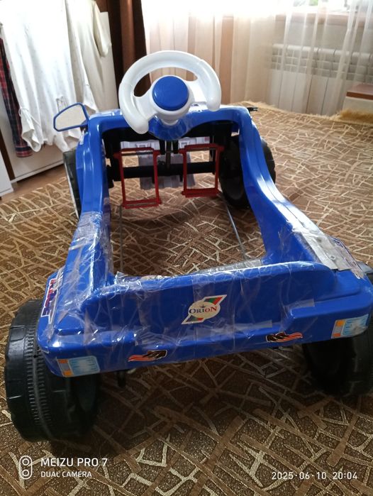 Продам дитячу машину！