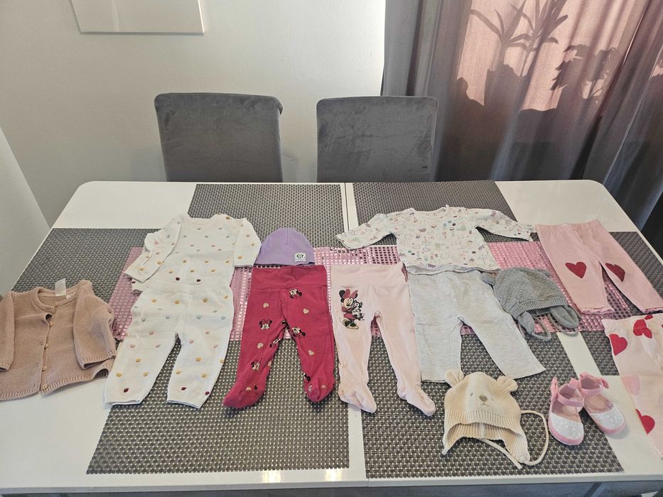 Śliczny zestaw dla małej księżniczki rozm 68