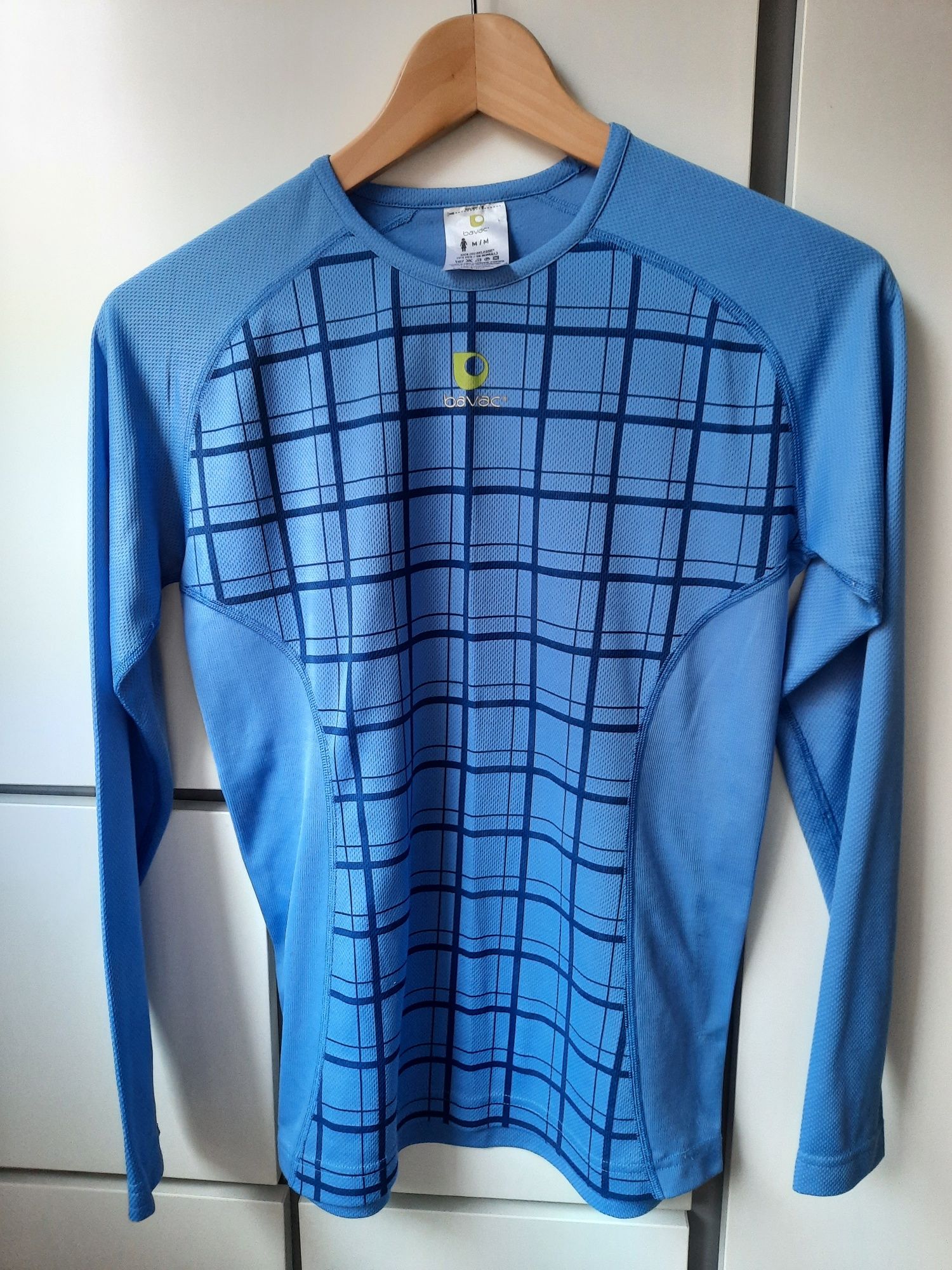 Koszulka cienka bluza sportowa termiczna z długim rękawem Bavac r. M