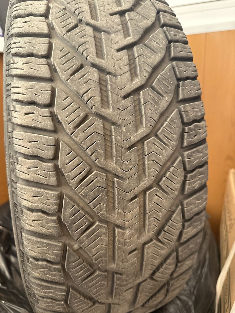 Комплект зимней резины Taurus 205/50 R17