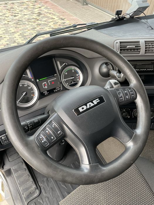 Свіжопригнаний Daf Cf 460