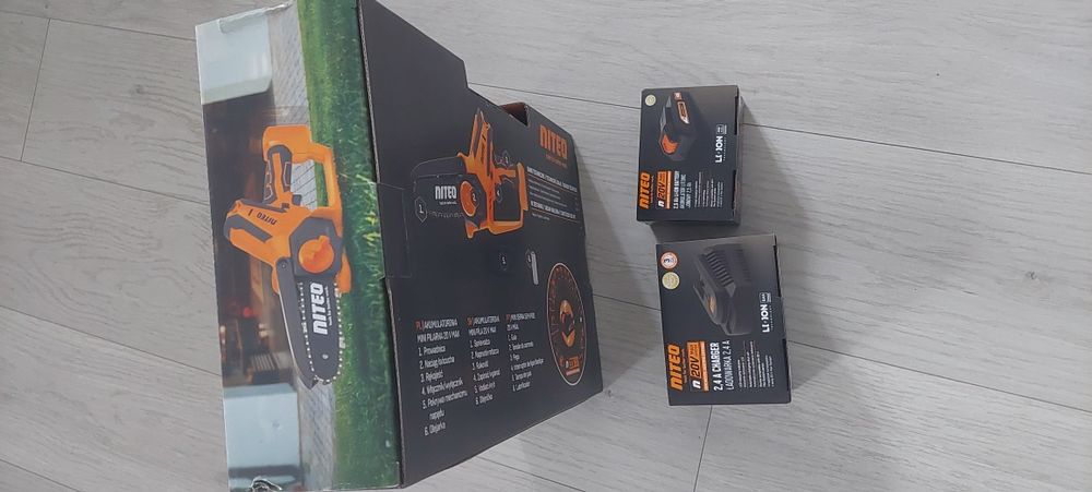 Pilarka mini akumulatorowa Niteo!