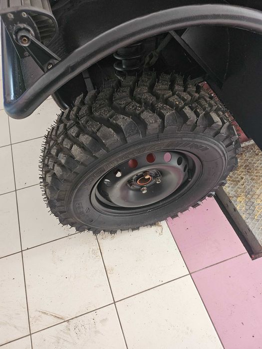 buggy       .          .
