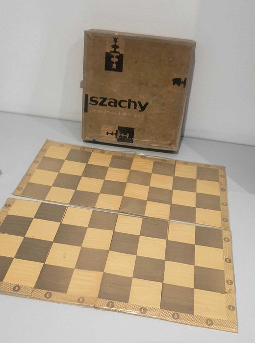 Szachy podróżne PRL drewniane - stare używane kompletne