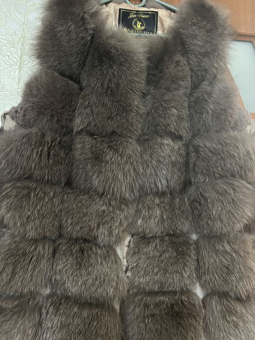 Мехова жилетка з пісца
