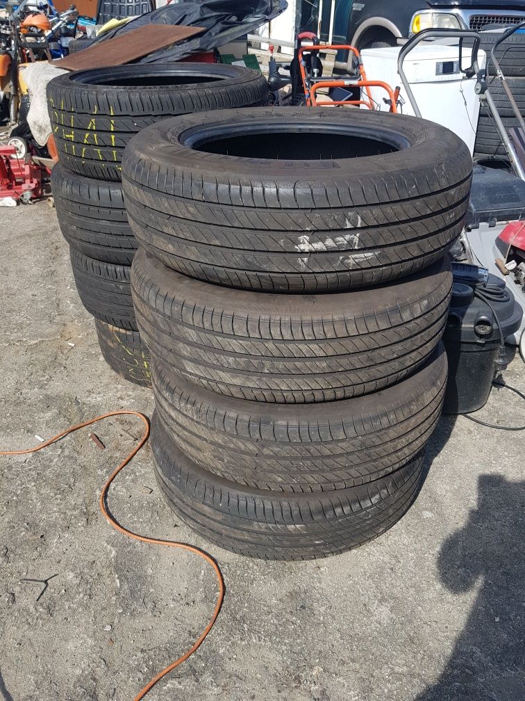 4 x Michelin 215/65R17 Lato.dot 22