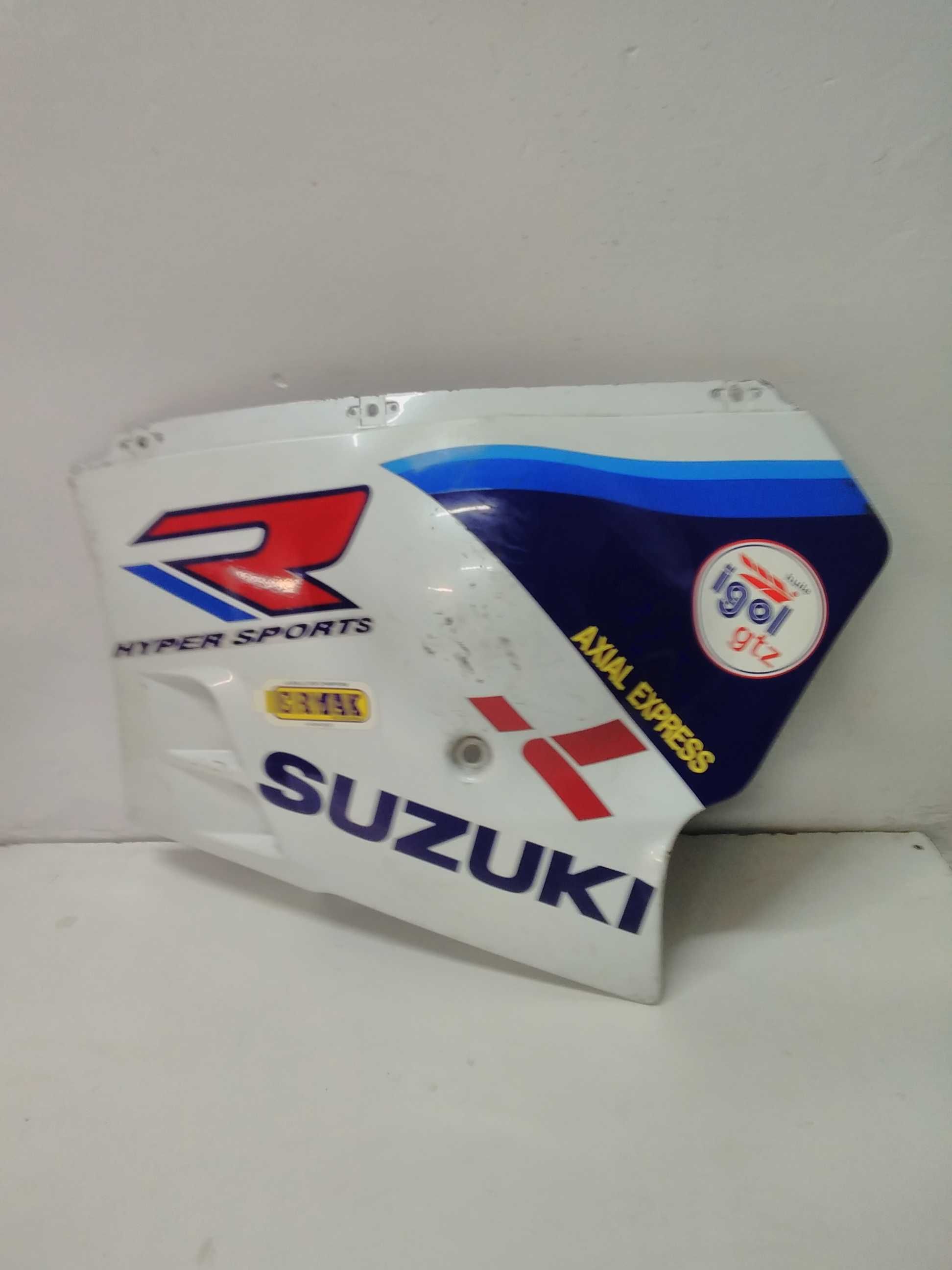 Suzuki GSXR 750 / 1100  Części Owiewka Plastik Zadupek