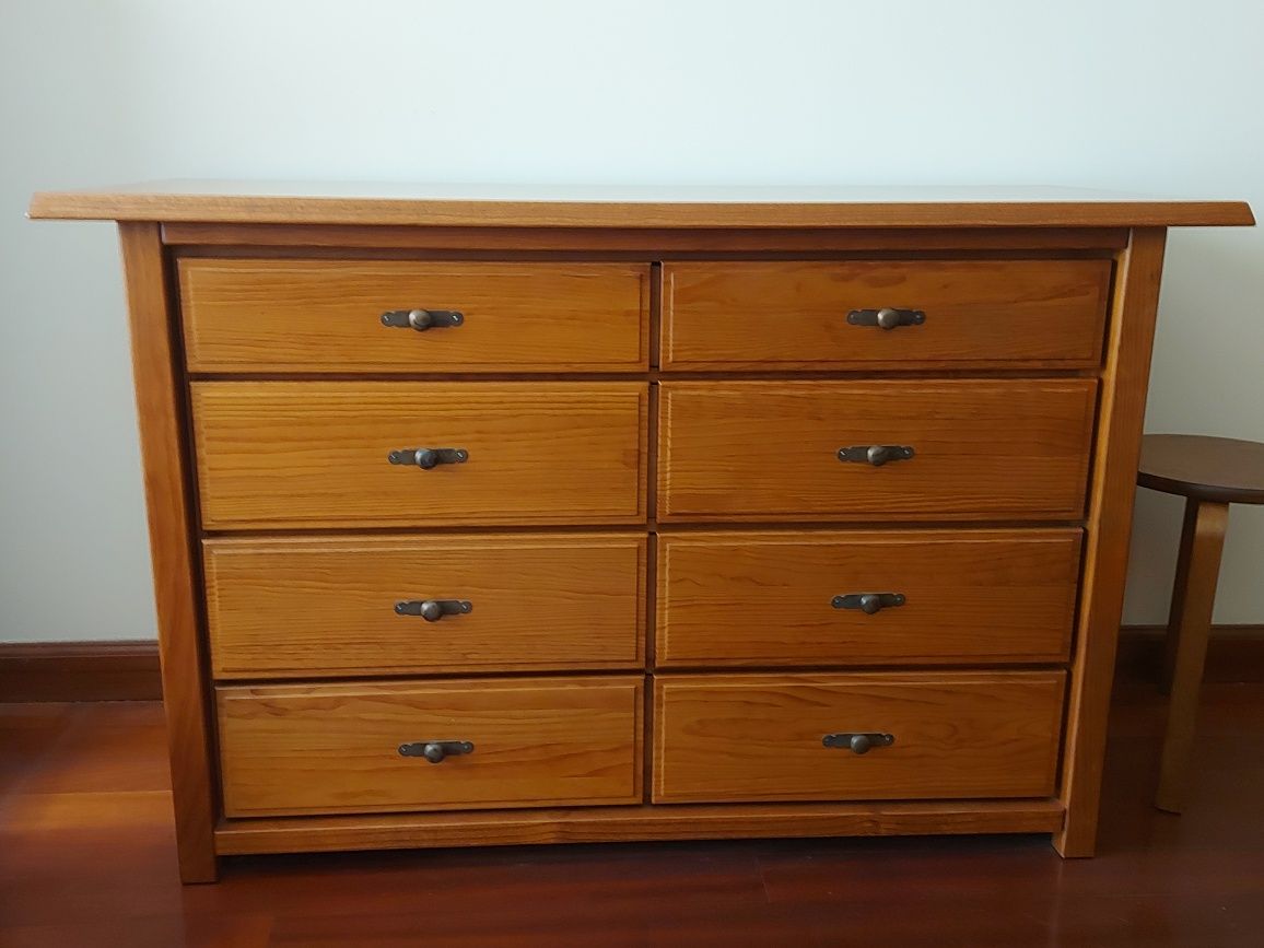 Vendo mobilia de quarto da marca pedrosas