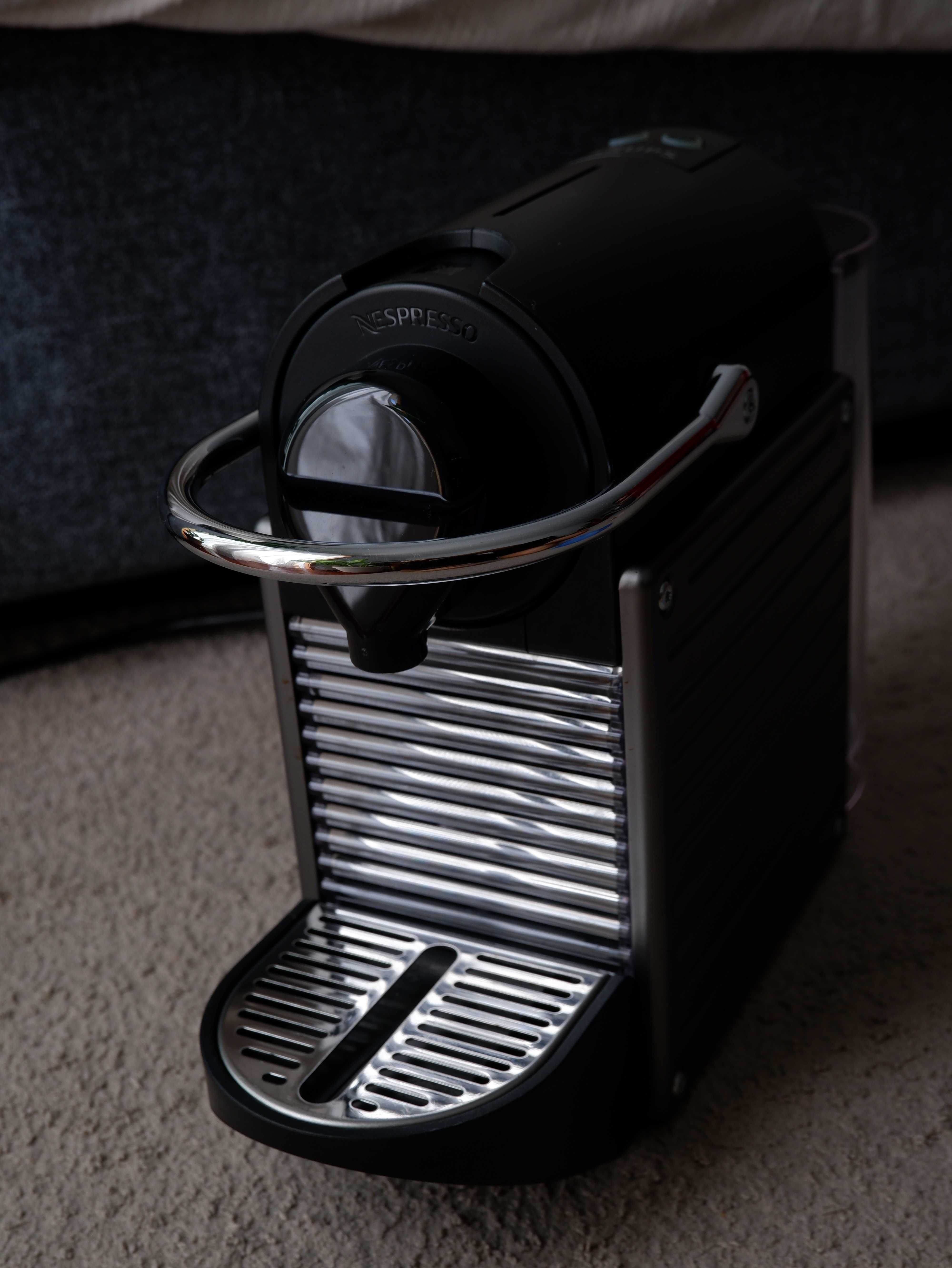 Máquina de Café Krups Nespresso Pixie - Prateada (XN304)