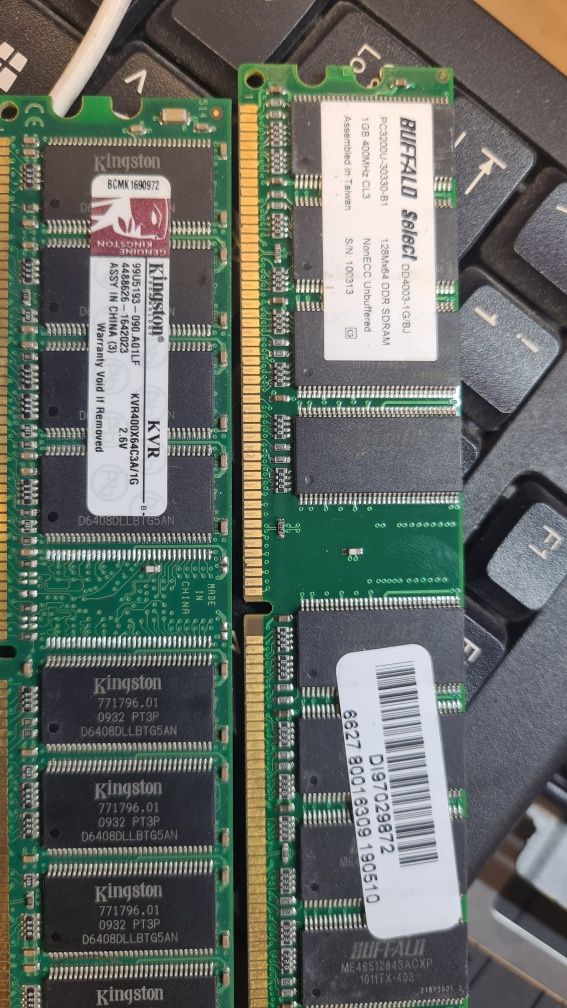 Memórias ddr 400 1gb