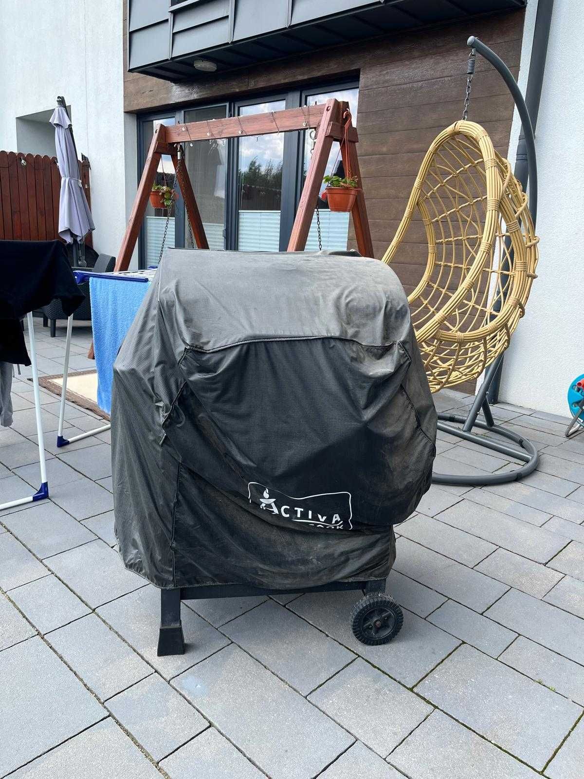 Grill ogrodowy węglowy duży