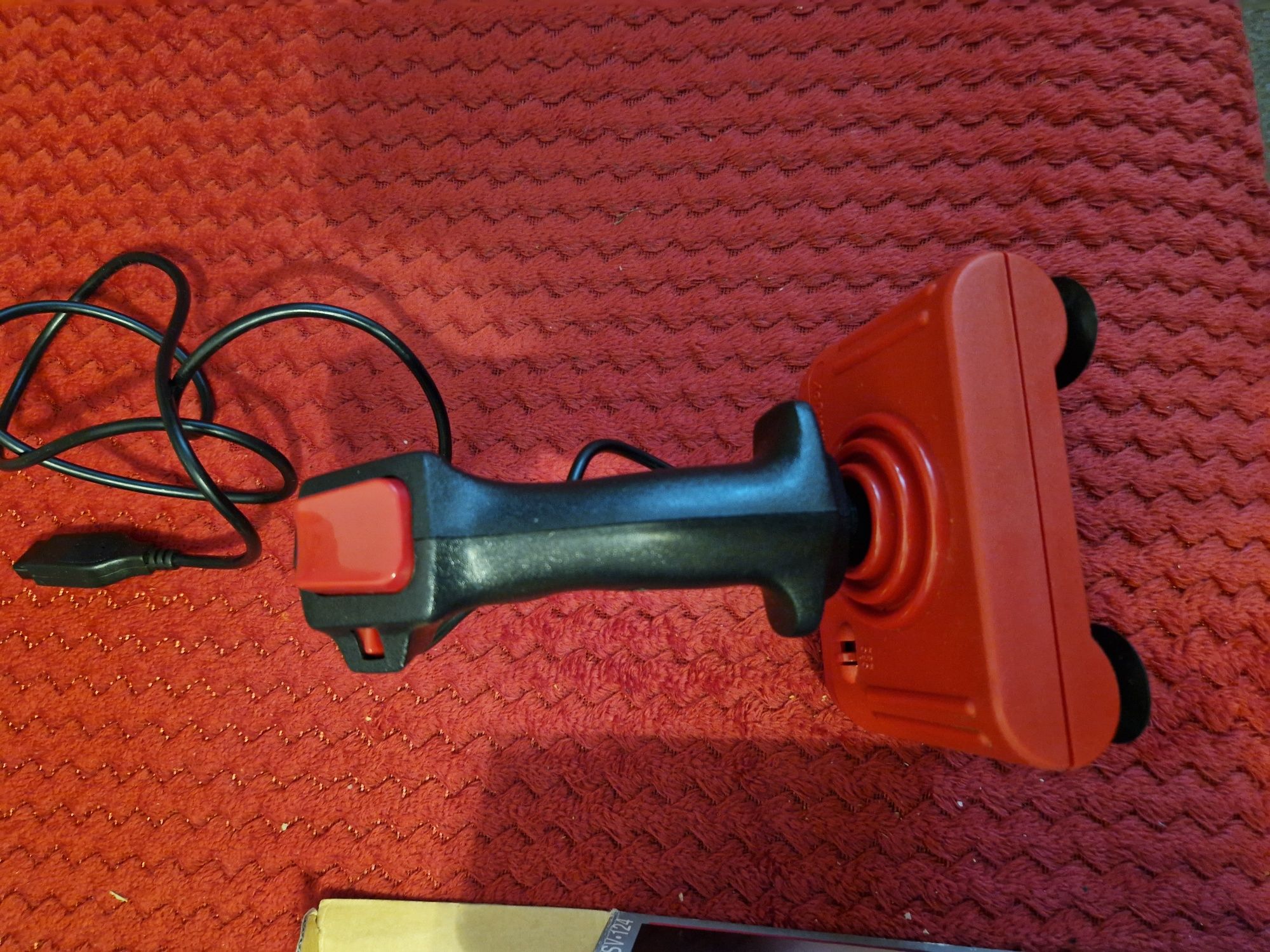 Joystick QuickJoy II Turbo SV-124 – Atari Commodore