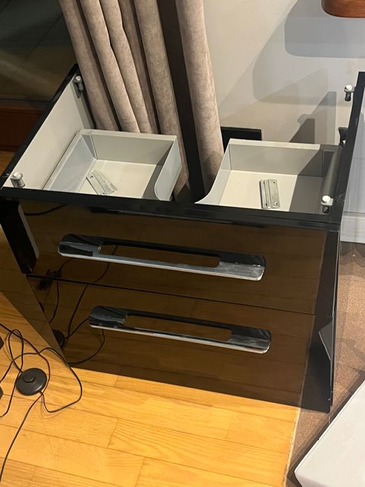 Szafki łazienkowe + umywalka