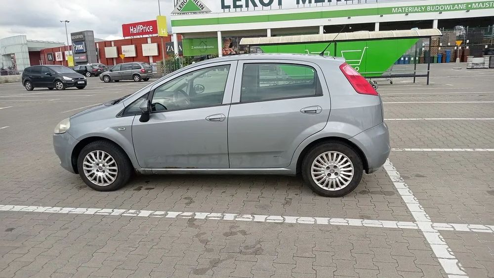 Fiat Grande Punto Fiat Grande Punto, drugi właściciel, stan dobry, komplet opon