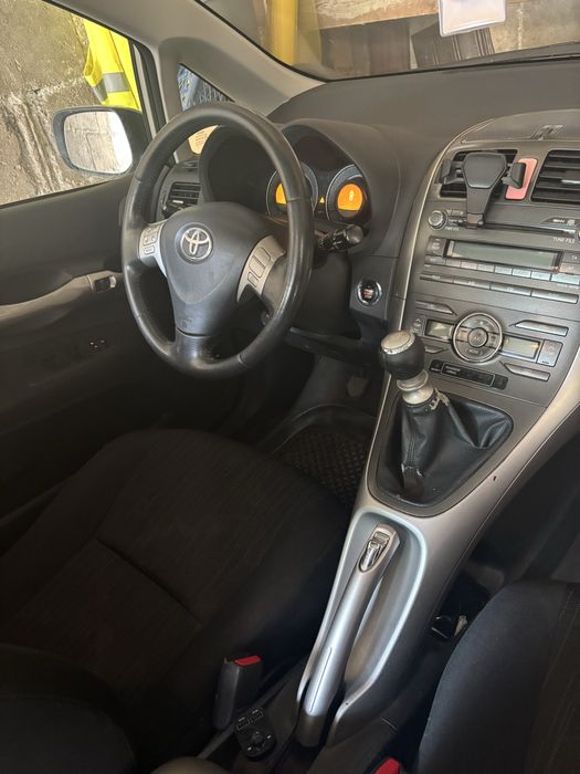 Toyota Auris 2.0