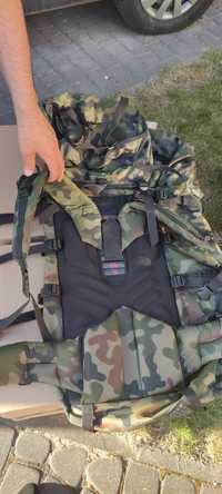Plecak- zasobnik piechoty górskiej z kompletem pasków na bokach