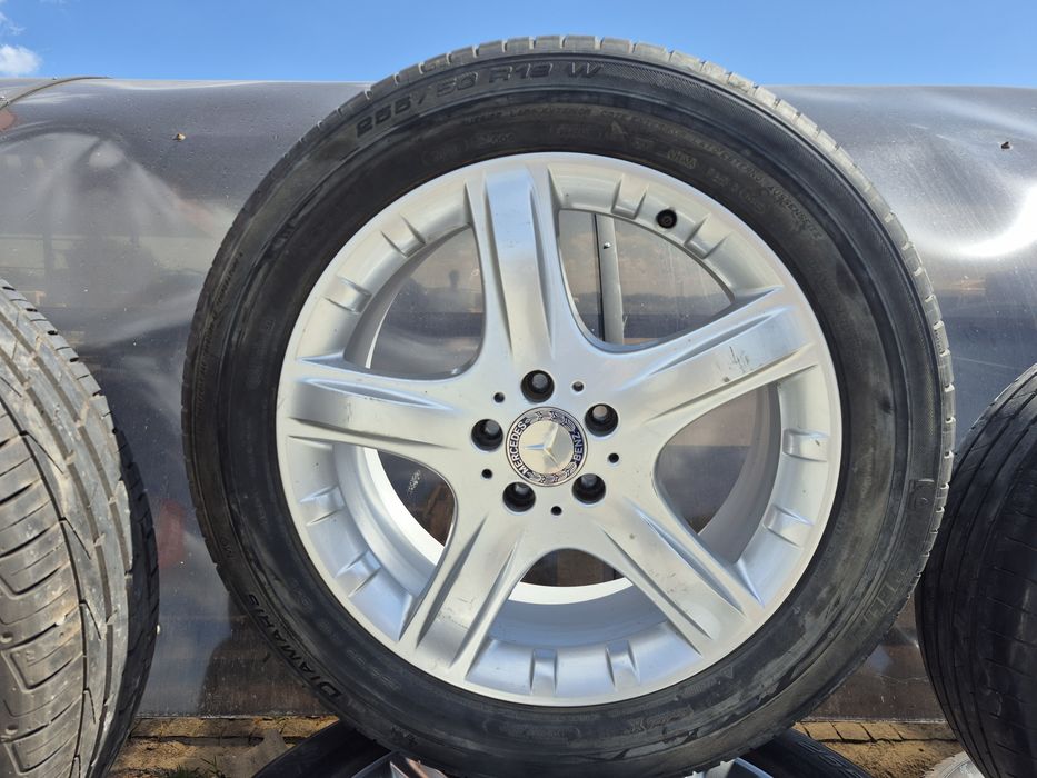 Продаж комплекту оригінальних дисків Mercedes 8JxR19
