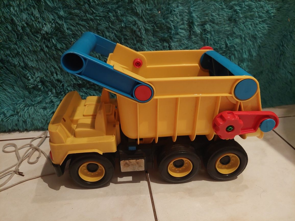 Duża wywrotka Wader / auto