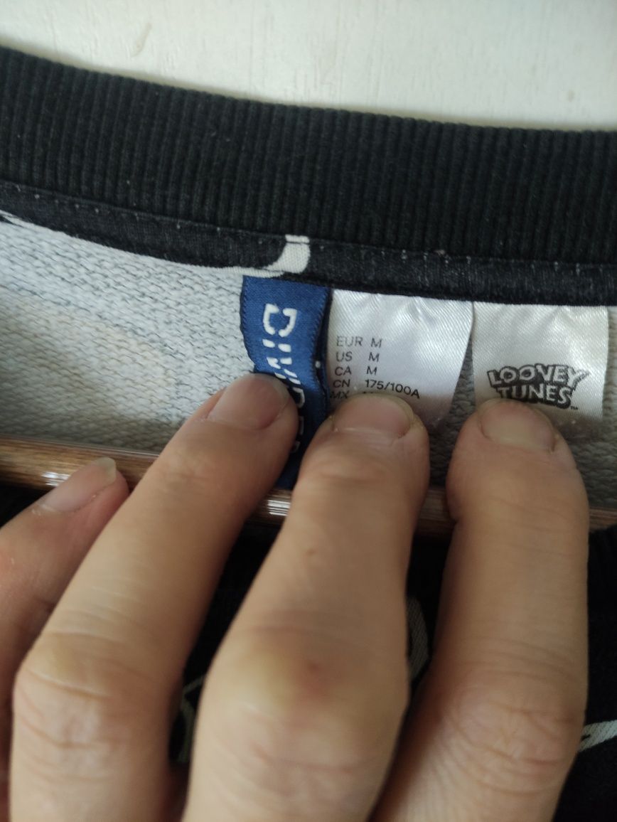 Czarna bluza z kaczorem.100% bawełny