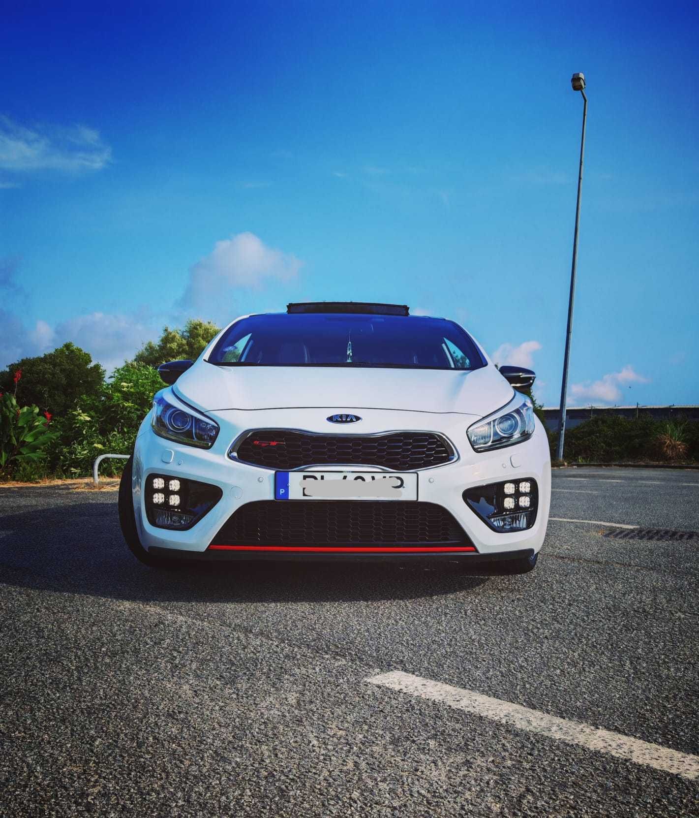 Kia Pro_cee'd GT First Edition • 204cv • Edição Limitada nº204/500