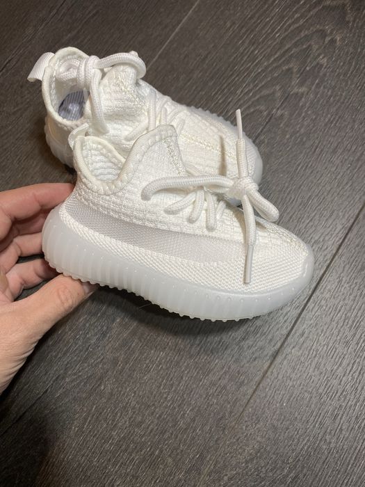 Кросовки детские 23 24